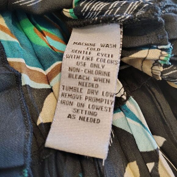 Y2K Square Neck Flutter Grunge Top XL Black Preppy Dark Dainty Pleated Floral - Picture 8 of 9